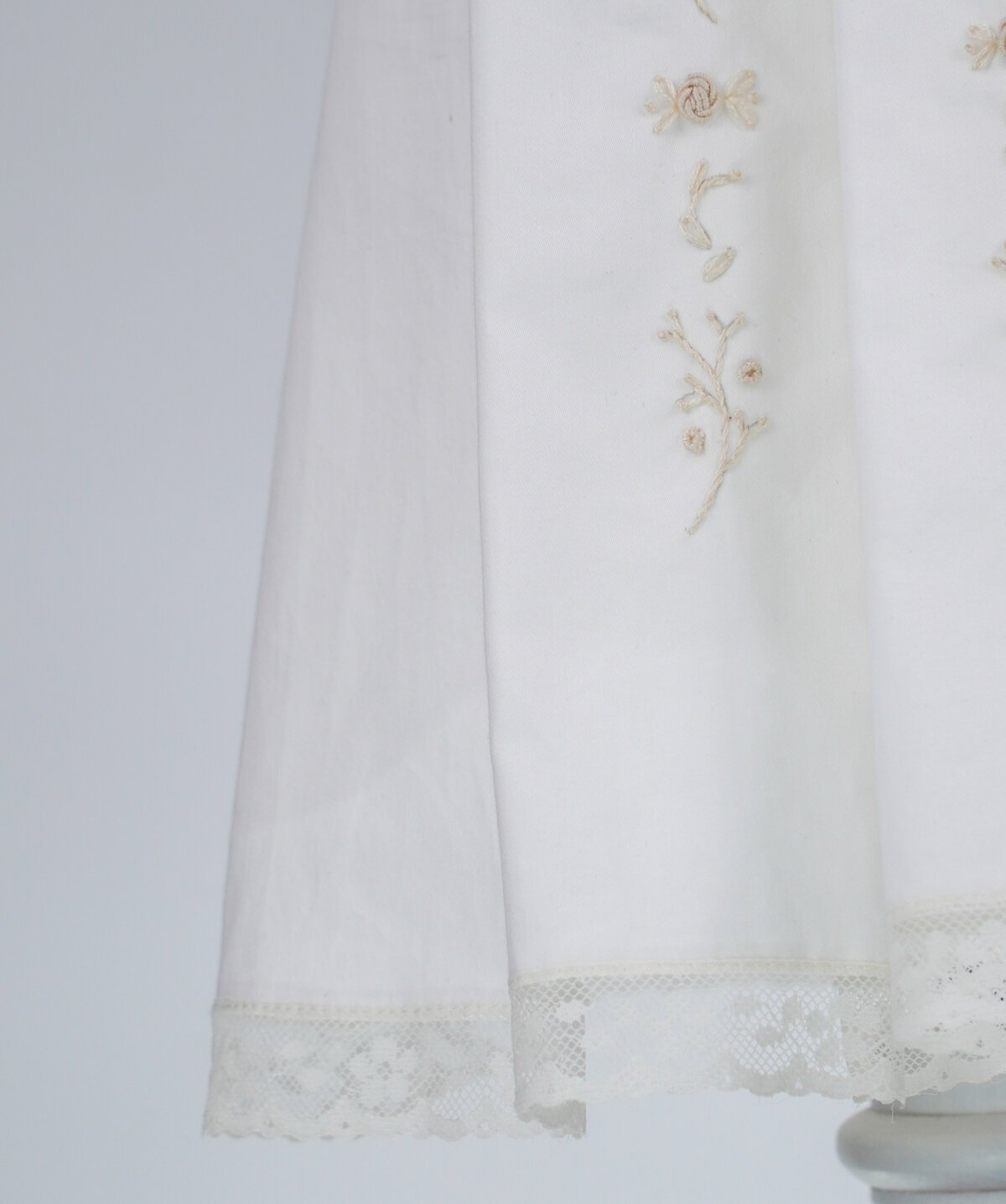 ÖZEL GÜN EL NAKIŞLI ELBİSE