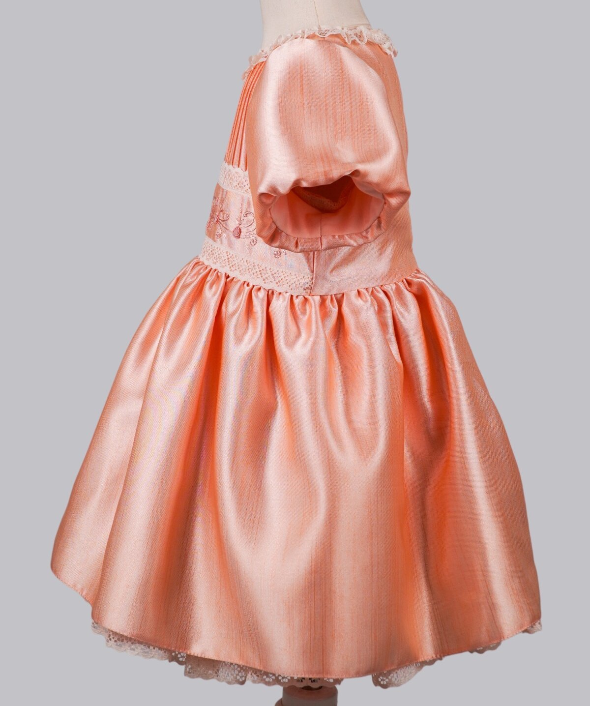 ÖZEL GÜN EL NAKIŞLI ELBİSE